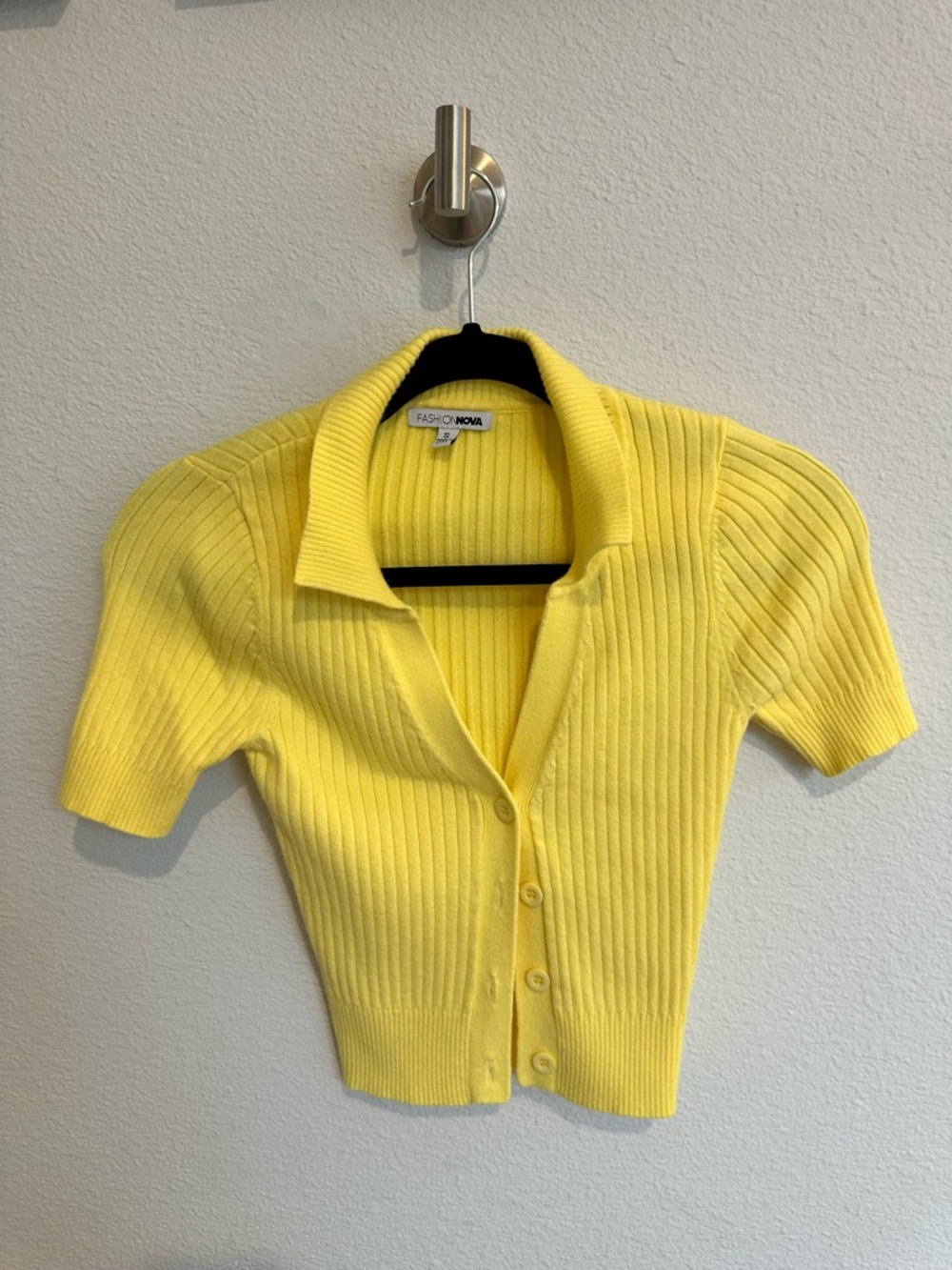 Fashion Nova Sunny Yellow Ribbed Button-Up Crop Top